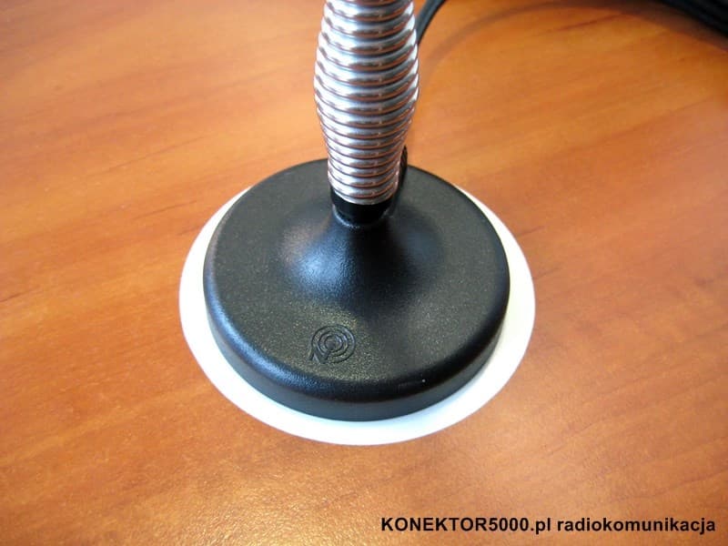 Podkładka bezbarwna pod antenę CB 90mm folia przezroczysta