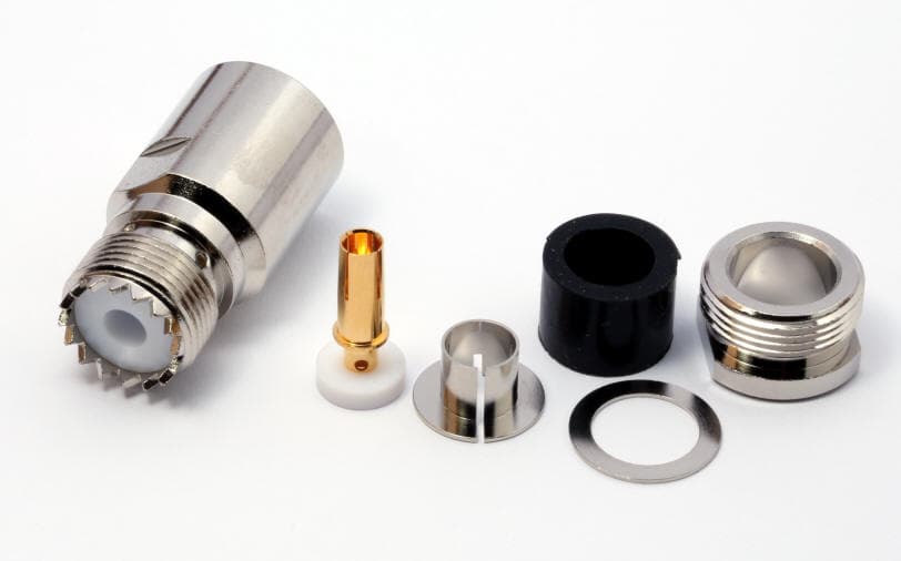 Gniazdo UHF skręcane (do wtyku UC-1) na kabel RG-213, H-1000, RF-10 itp. (gniazdo SO-239 na przewód) PTFE/GOLD # KONEKTOR PRO #