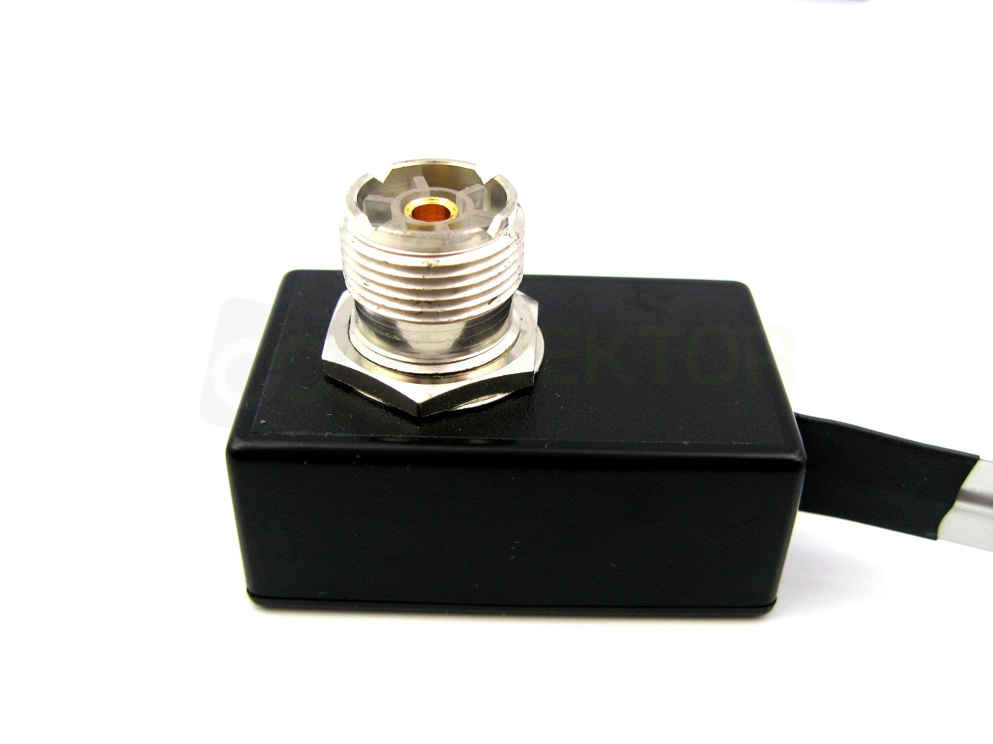 Diamond MGC50 przepust okienny 50 Ohm bez wiercenia otworów - do anten CB, KF, VHF, UHF - do 1500MHz - Diamond MGC-50