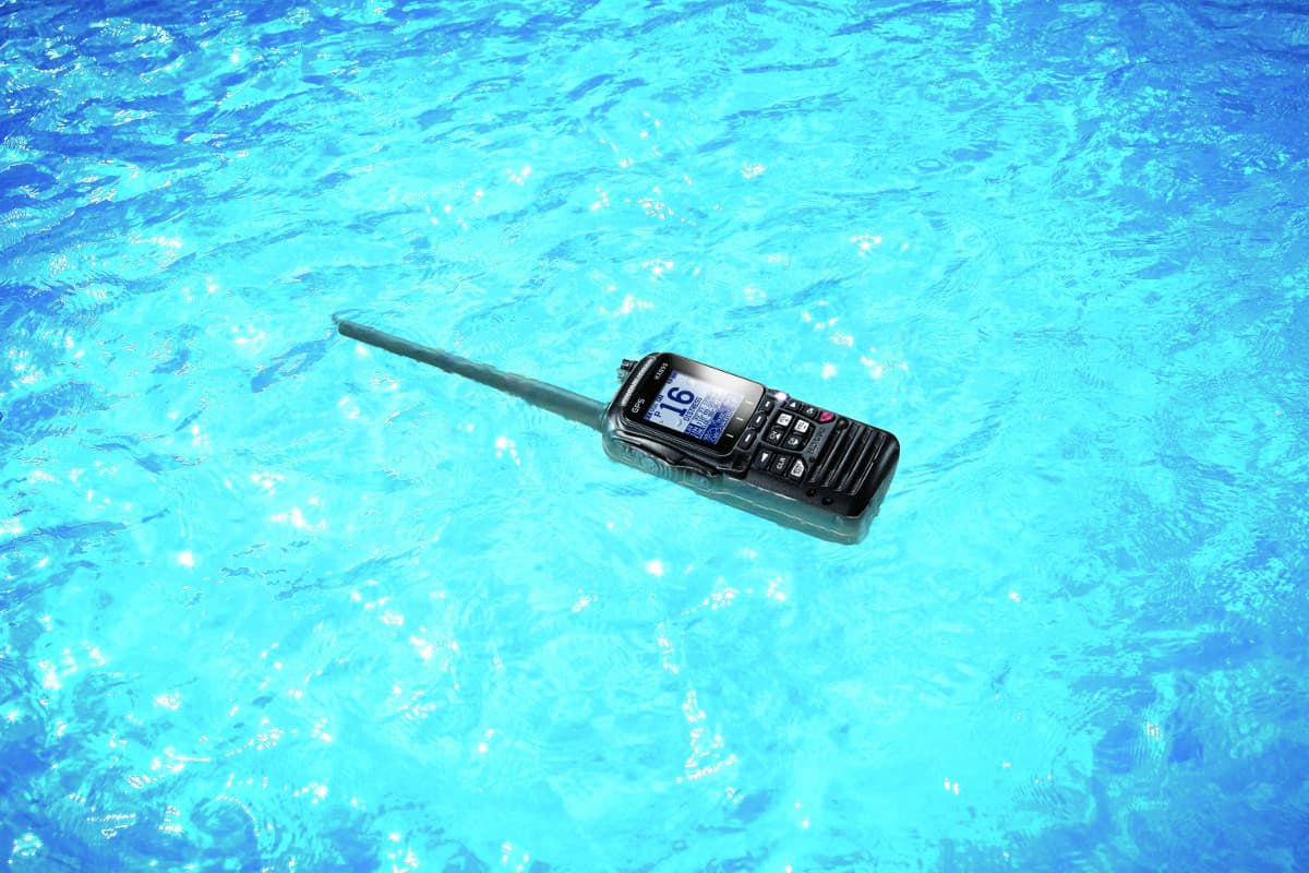 Standard Horizon HX-890E NAVY BLUE ręczny radiotelefon morski WODOODPORNY IPX8, pływający, moc 6W, DSC klasa H, GPS, ATIS - topowy model