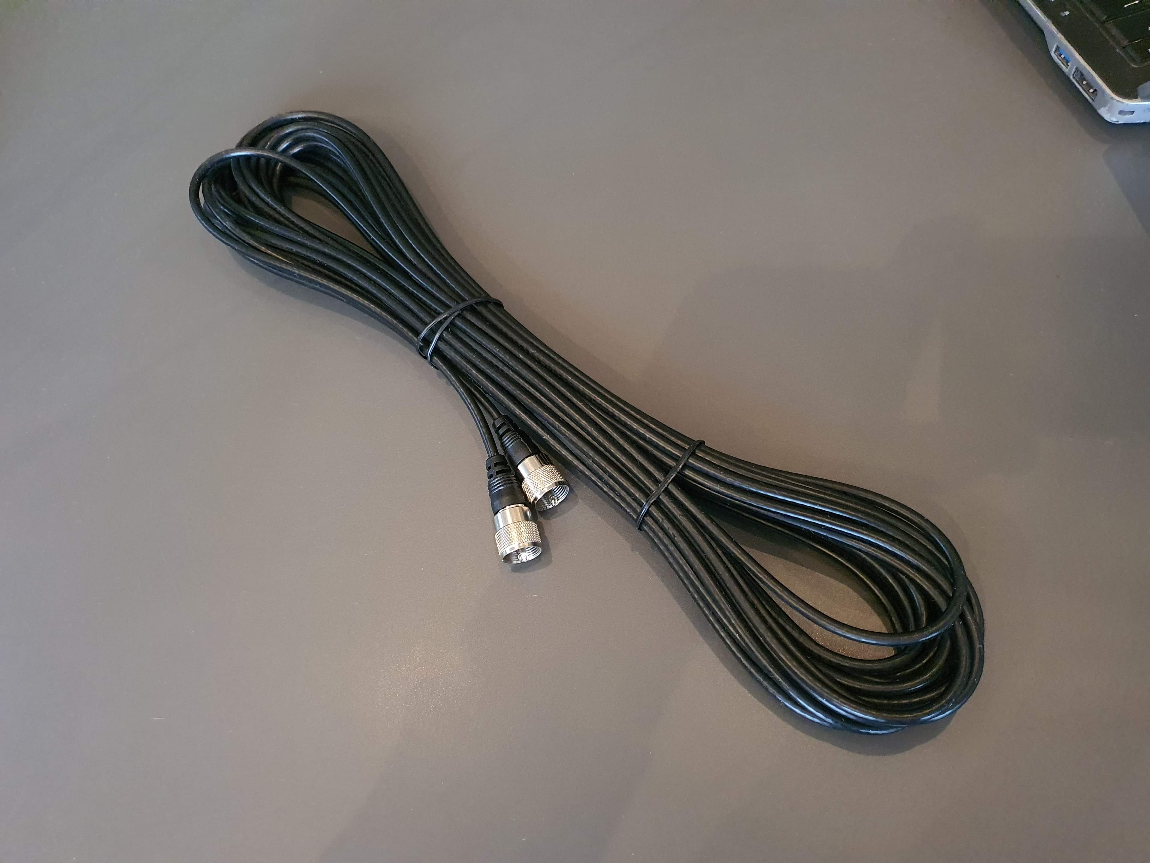 Kabel RG-58 Komunica 15m + zalutowane wtyki UC-1 (okablowanie do HF/CB/VHF/UHF/skanery/SDR)