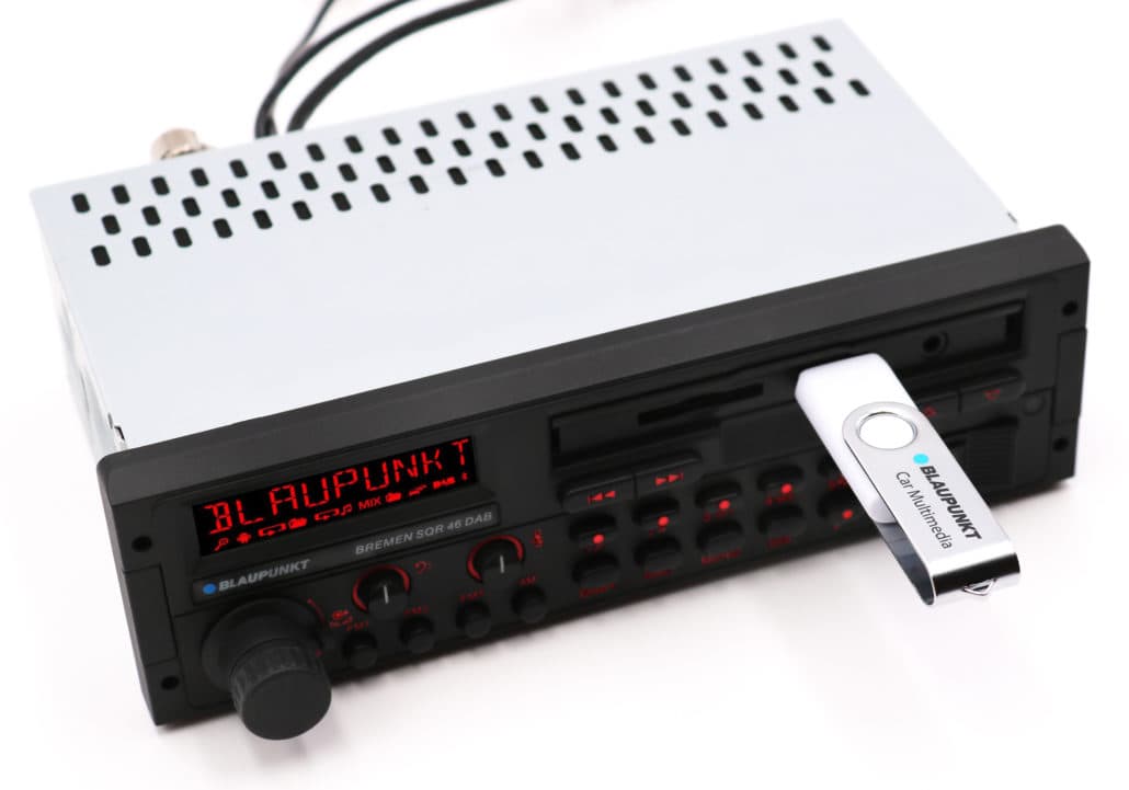 Blaupunkt Bremen SQR 46 DAB radio samochodowe DAB+, bluetooth do klasyka i youngtimera, retro