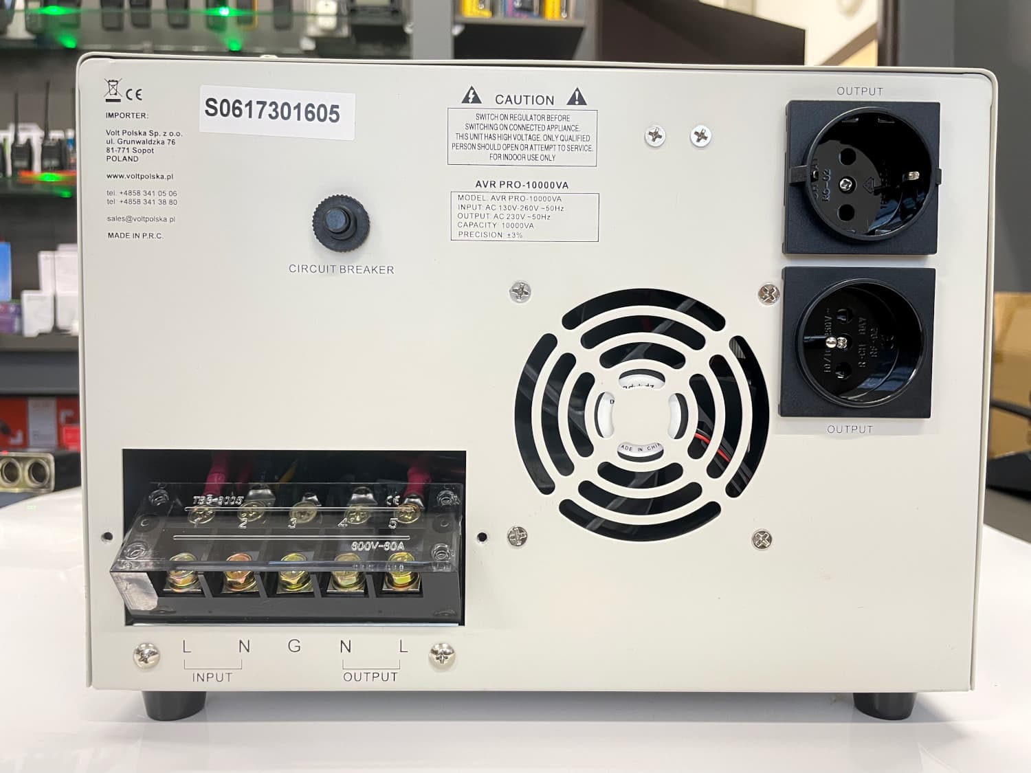 VOLT AVR PRO 10000 3% SERVO automatyczny stabilizator napięcia 220 AVC 10000W (10kW)