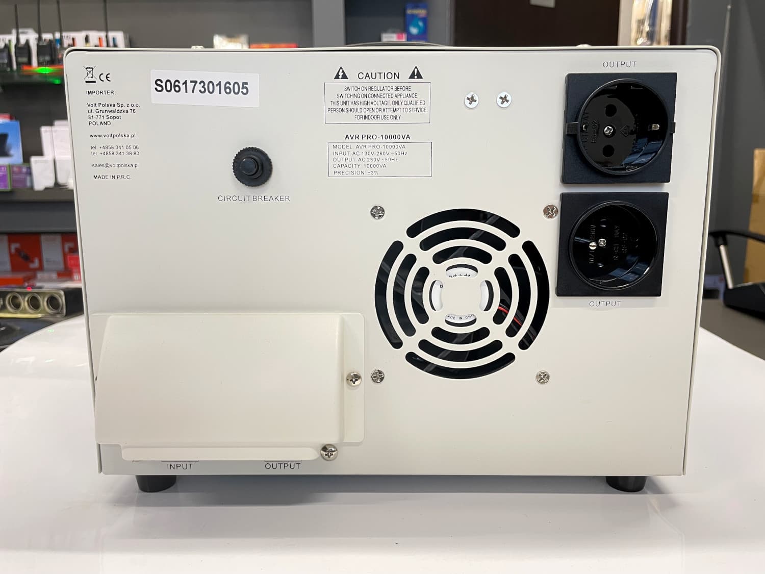 VOLT AVR PRO 10000 3% SERVO automatyczny stabilizator napięcia 220 AVC 10000W (10kW)