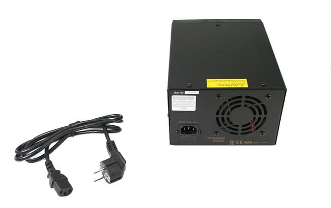 Sadelta SPS-3036D zasilacz impulsowy 13.8V 35A cyfrowe wyświetlacze, solidna obudowa