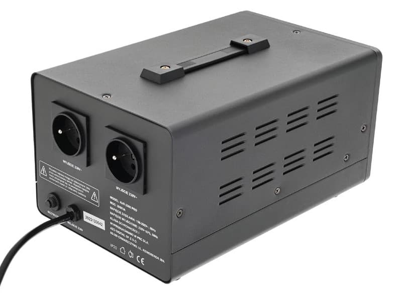 AZO AVR-2000 PRO stabilizator napięcia 2000VA / 2000W, 150÷260 V / 230 V, precyzja 3%, czysty SINUS - np. do agregatu prądotwórczego