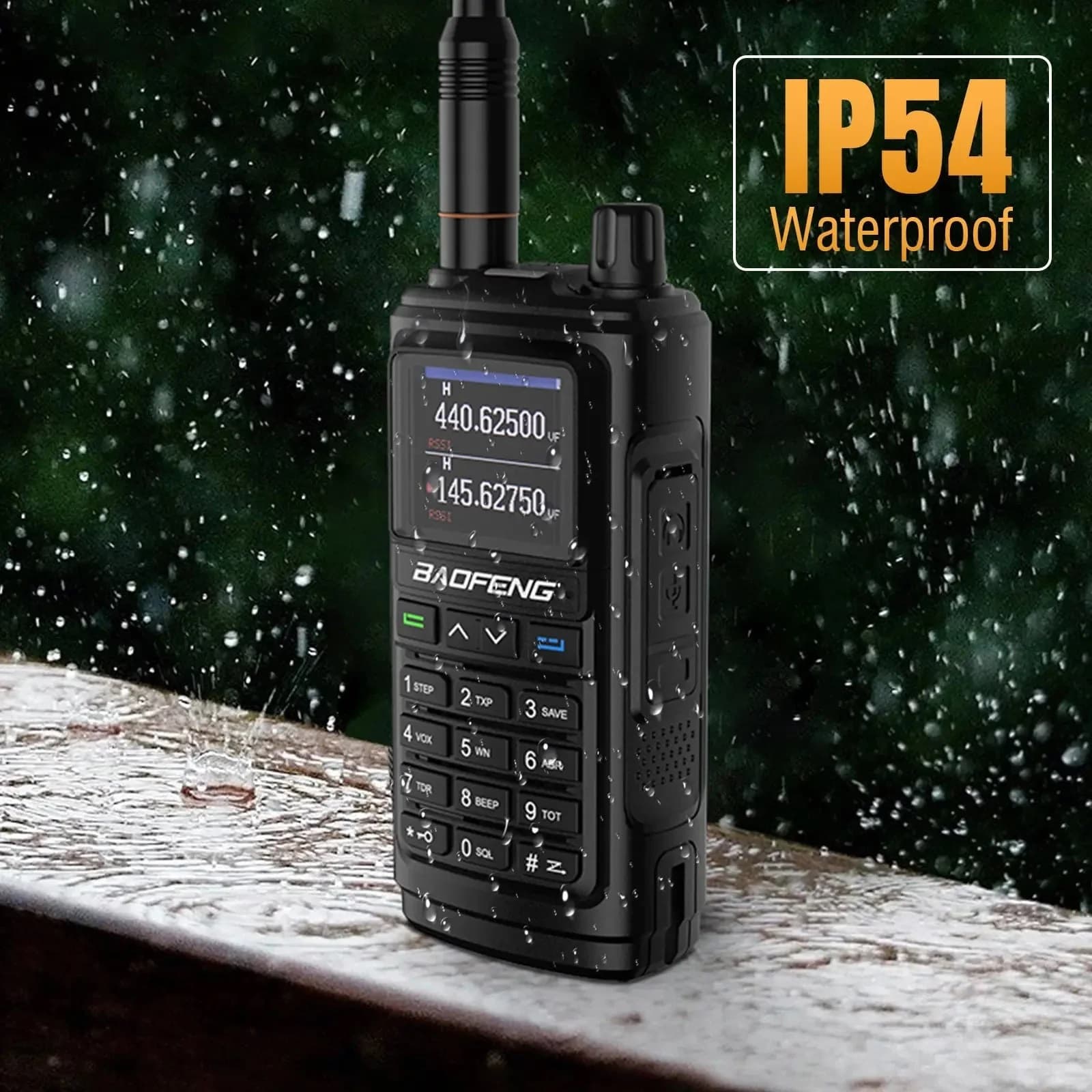 BAOFENG UV-17E radiotelefon ręczny 5W VHF/UHF 144-146/430-440MHz, wodoszczelny norma IP-54, radio FM, latarka LED, USB-C - kolor czarny