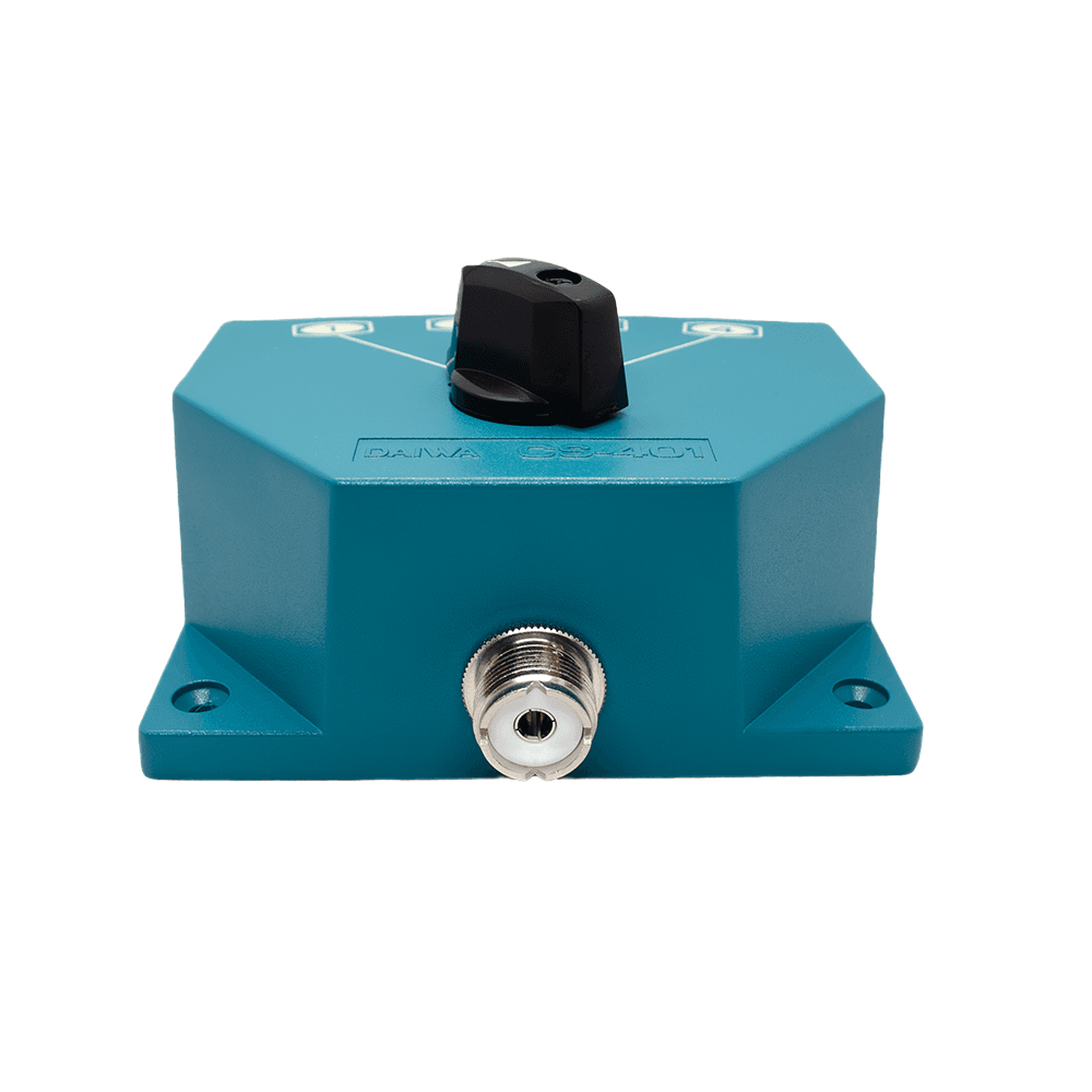 Daiwa CS-401 przełącznik antenowy 4-pozycyjny złącza SO-239 (0-500MHz / 2500W)