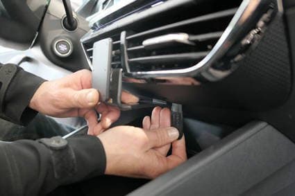 Brodit ProClip do Skoda Octavia IV 20-24 (tylko z automatem) uchwyt samochodowy w kratkę nawiewu 855619 *SUPERJAKOŚĆ* 5 lat gwarancji