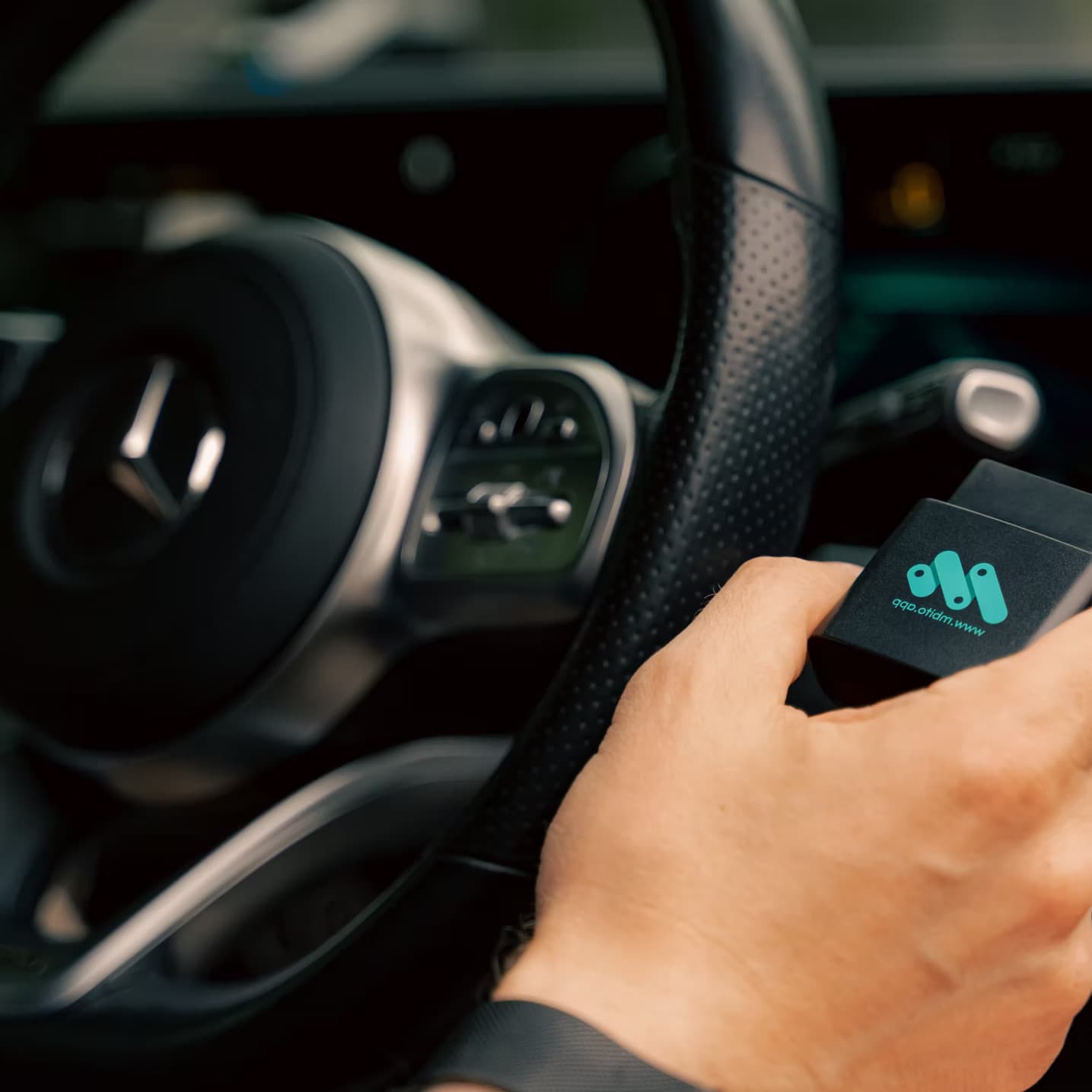 MBito OBD2 dla Mercedes + 30 kredytów - interfejs diagnostyczny OBD-II bluetooth Android/iPhone - zestaw do diagnostyki i kodowania