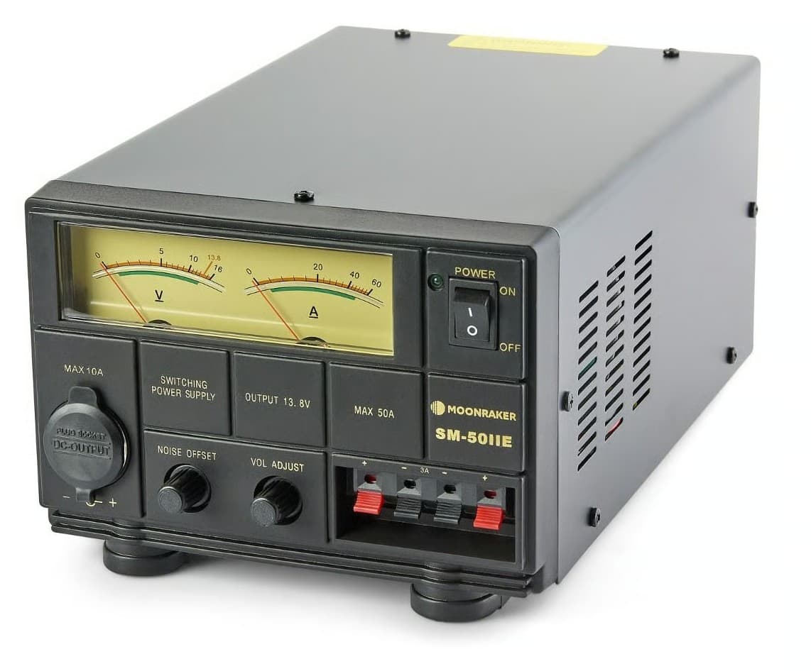 Moonraker SM-50IIE zasilacz impulsowy 9-15V 55A wskaźniki V/A, regulacja napięcia, solidna obudowa
