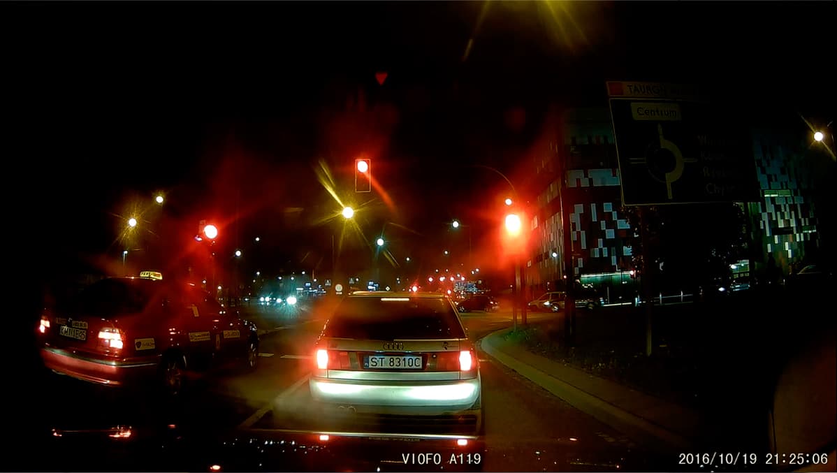 VIOFO A119 V3 dyskretna kamera samochodowa Quad HD+ 1440p 60/30 FPS, Sony Starvis, G-sensor, mikrofon - Łódź, Zbąszyńska 2