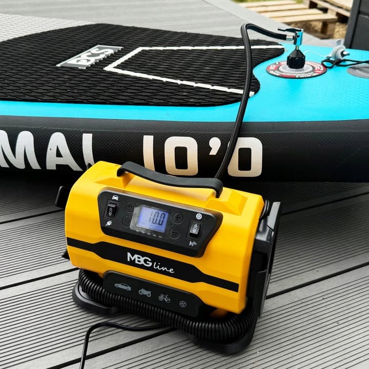 MBG LINE 845 PRO kompresor samochodowy sprężarka pompka elektryczna DC 12V / AC 230V latarka LED LCD