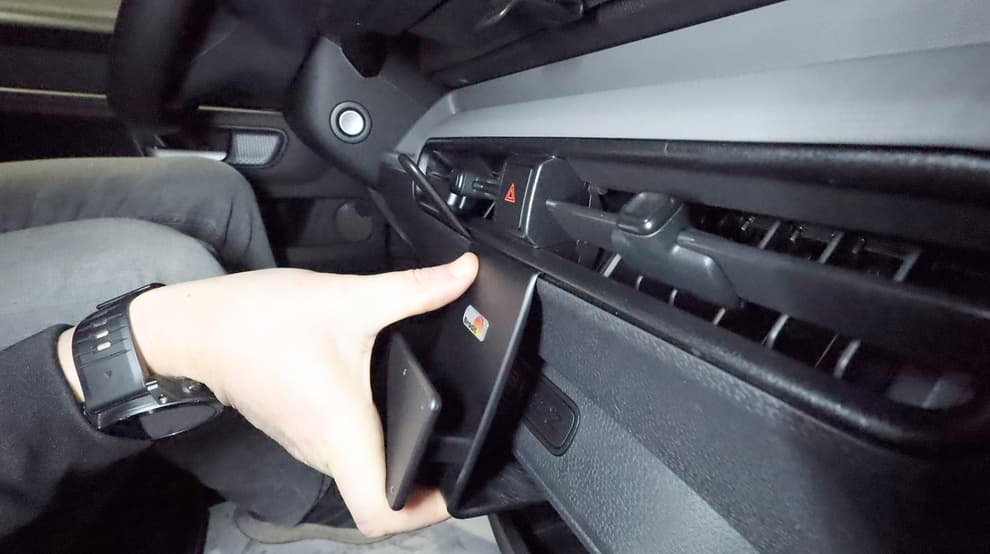 Brodit ProClip do VW ID Buzz Cargo 25-27, uchwyt samochodowy na deskę rozdzielczą 856271 *SUPERJAKOŚĆ* 5 lat gwarancji