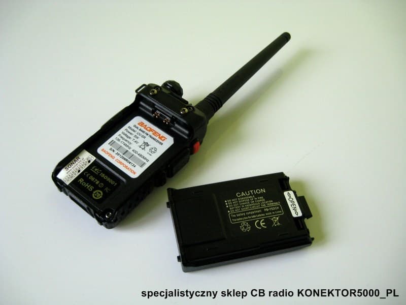 Pojemnik na baterie do Baofeng UV-5R, UV-5R HP, UV-8HX i podobnych (6x AAA)