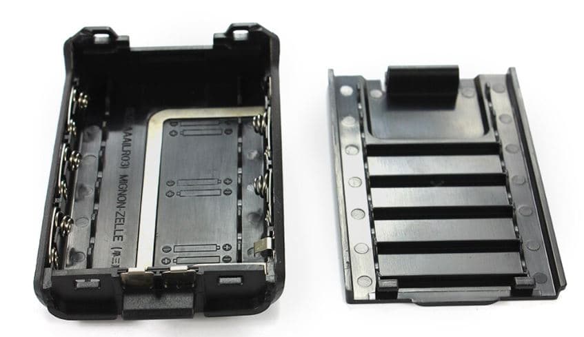 Pojemnik na baterie do Baofeng UV-5R, UV-5R HP, UV-8HX i podobnych (6x AAA)