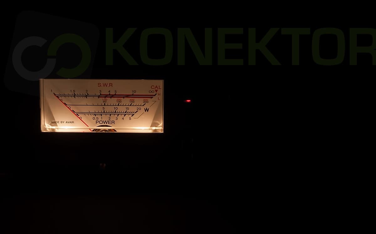 MAAS RS-600 reflektometr KF/VHF/UHF 1.8-525 MHz złącza N - pomiar SWR, mocy, podświetlenie skali