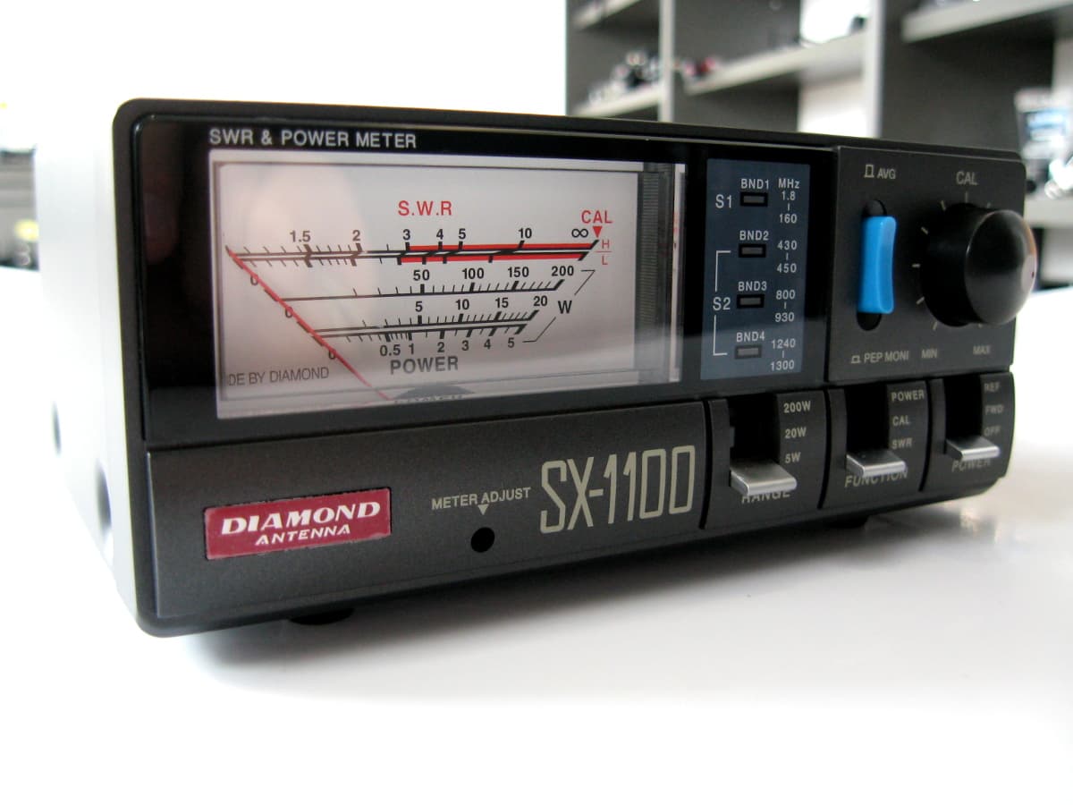 Diamond SX-1100 reflektometr 1.8-1300 MHz - pomiar SWR, mocy AVG/PEP do 200W