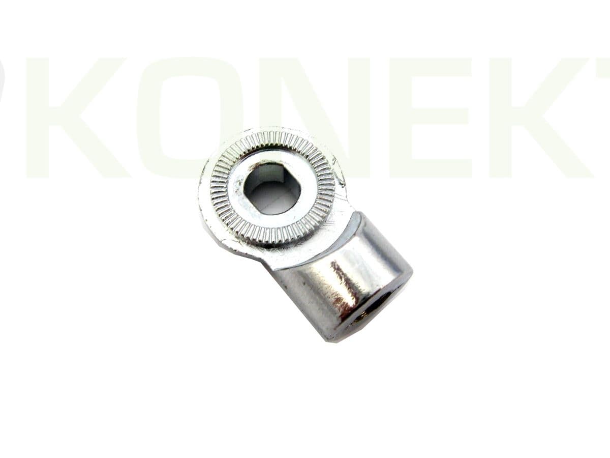 Adapter przejściówka gniazdo M6 / oczko DV wersja krótka do VOLVO, SCANIA, MAN, Mercedes Actros, podstawa Pirat