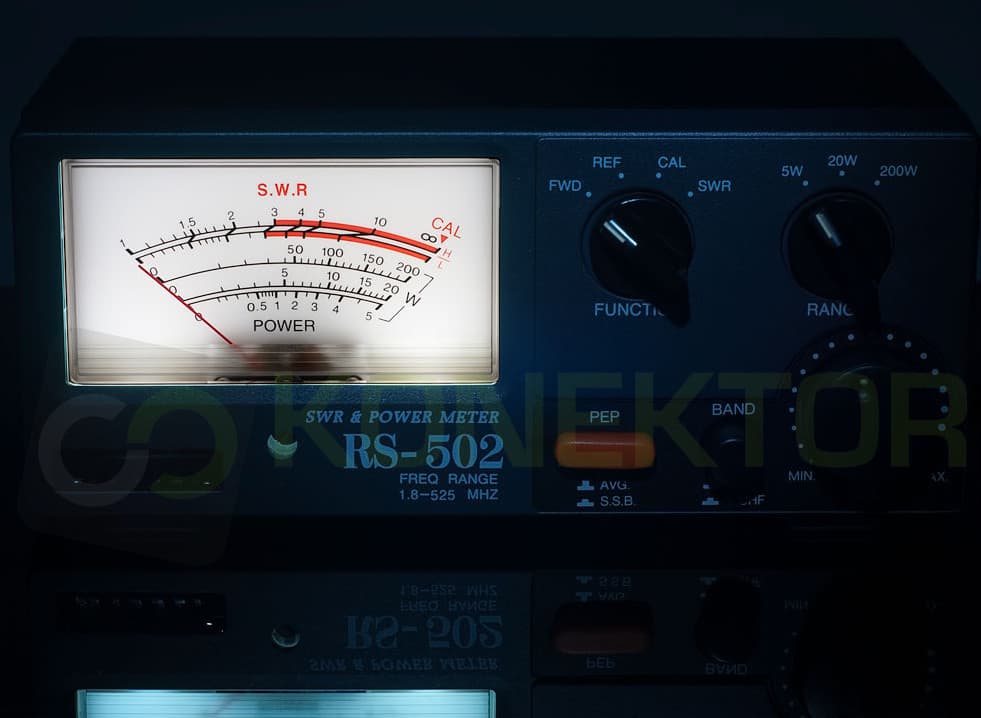 Nissei RS-502 reflektometr KF/VHF/UHF 1.8-525 MHz - pomiar SWR, mocy, podświetlenie skali