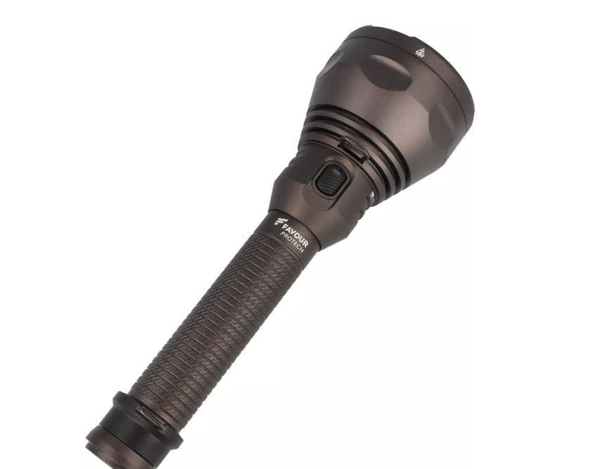 Favour Protech T2617 latarka LED XP-L Hi Cree 1100 lumenów