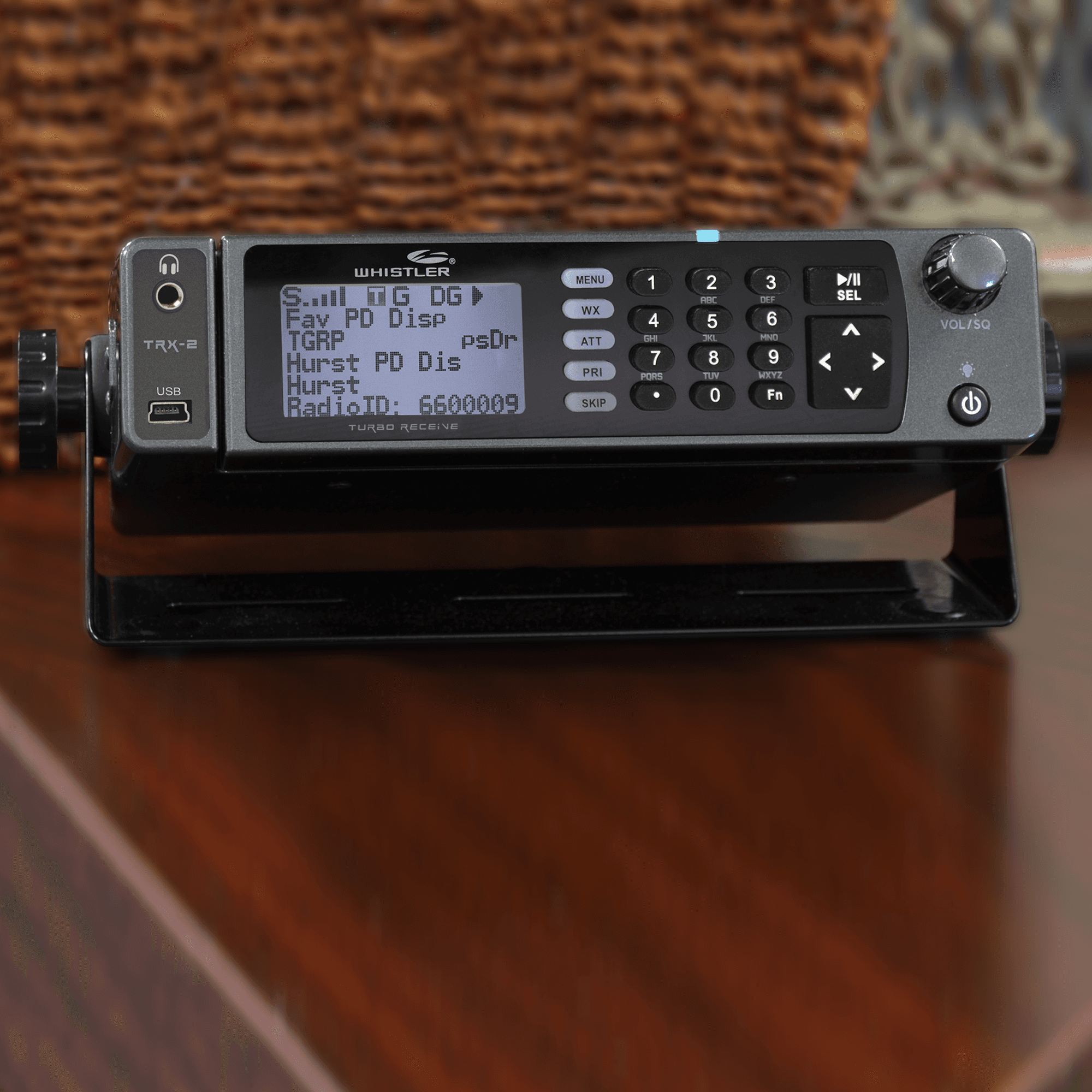 Skaner radiowy WHISTLER TRX-2 cyfrowy odbiornik szerokopasmowy 25-1300MHz, nagrywanie na kartę microSD (odbiór DMR MOTOTRBO Motorola, NXDN)