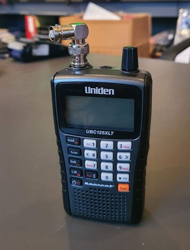 Przejściówka kątowa BNC PTFE/Gold Radiora - do skanerów, radiotelefonów