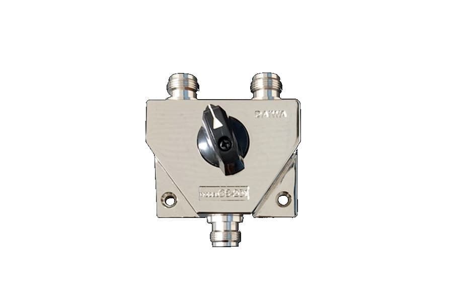 Przełącznik antenowy Daiwa CS-201 GII podwójny złącza N (0-1.5GHz / 1500W)