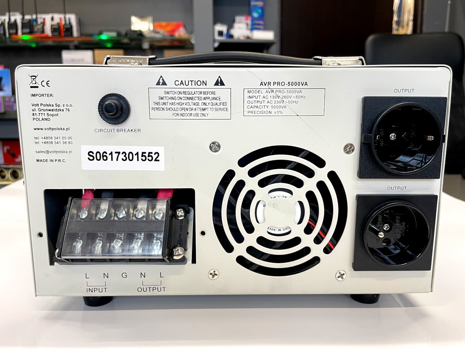 VOLT AVR PRO 5000 3% SERVO automatyczny stabilizator napięcia 220 AVC 5000W