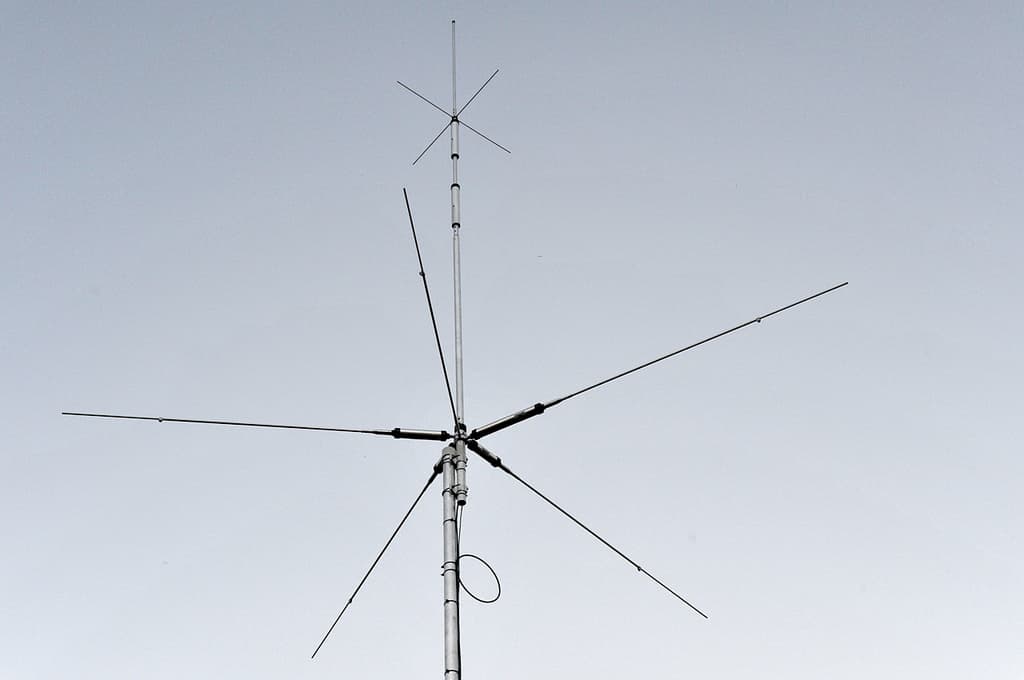 Diamond CP5HS II antena pionowa HF wielopasmowa 7~50MHz długość 360cm (Diamond CP-5HS2)