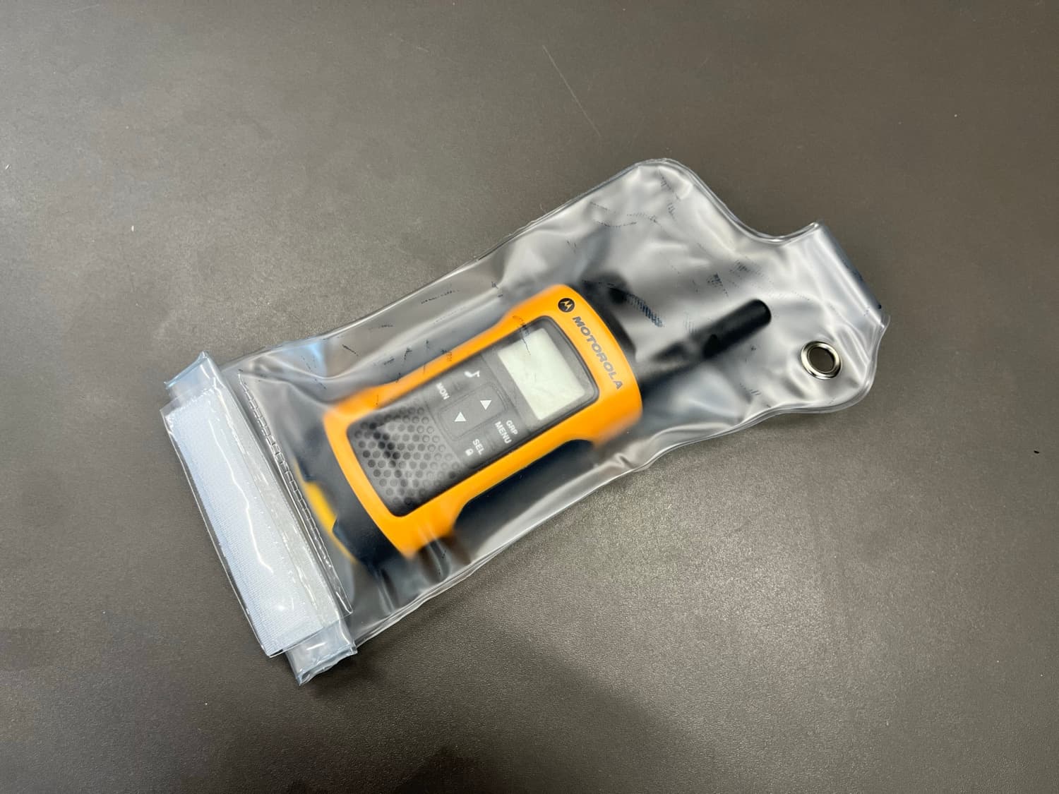 Jetfon FW00 pokrowiec wodoszczelny i pyłoszczelny do krótkofalówek, skanerów, PMR itp. przezroczysty (np. Baofeng, Zastone, Wouxun, Kenwood, Icom, Motorola, Uniden)