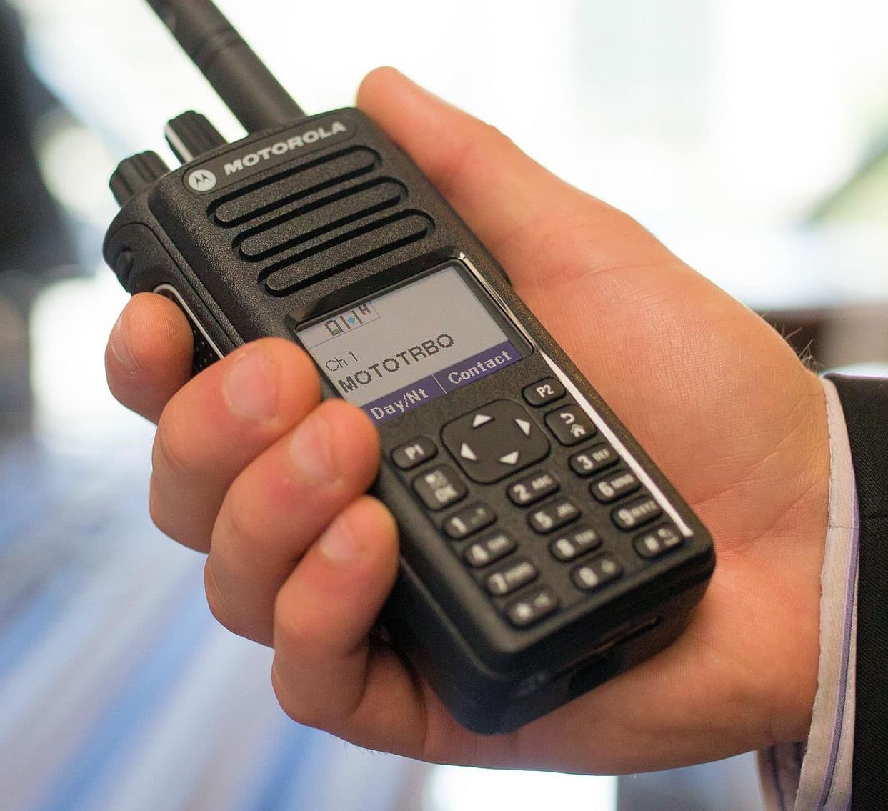 Motorola DP4801e UHF cyfrowo-analogowy radiotelefon ręczny DMR MOTOTRBO