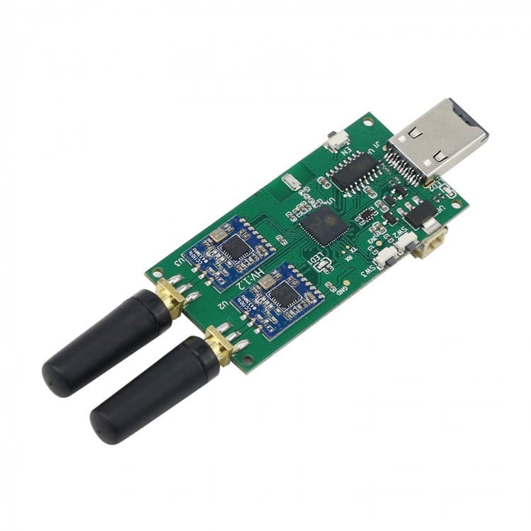 Evil Crow RF V2 nadajnik odbiornik SDR 4-pasmowy np. do radio hackingu, testów cyberbezpieczeństwa