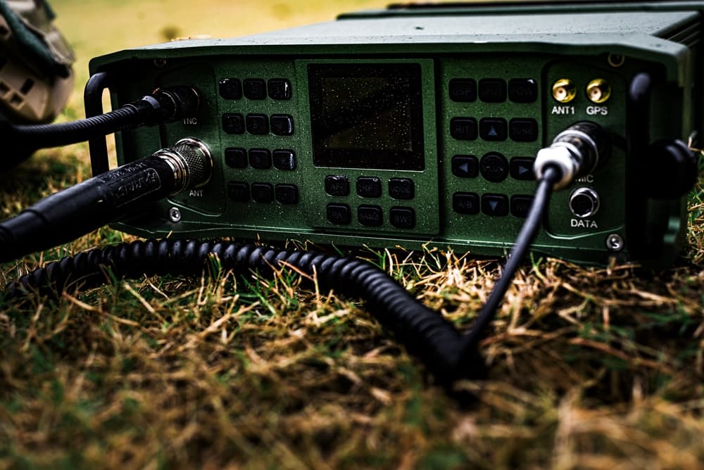 TBR -119 wielofunkcyjna radiostacja pojazdowa / plecakowa SDR - radio survivalowe