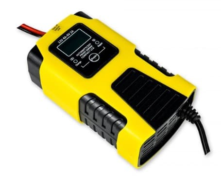 Prostownik VOLT Compact LCD automatyczny do akumulatorów 12V/4A 6V/2A - ładowarka samochodowa
