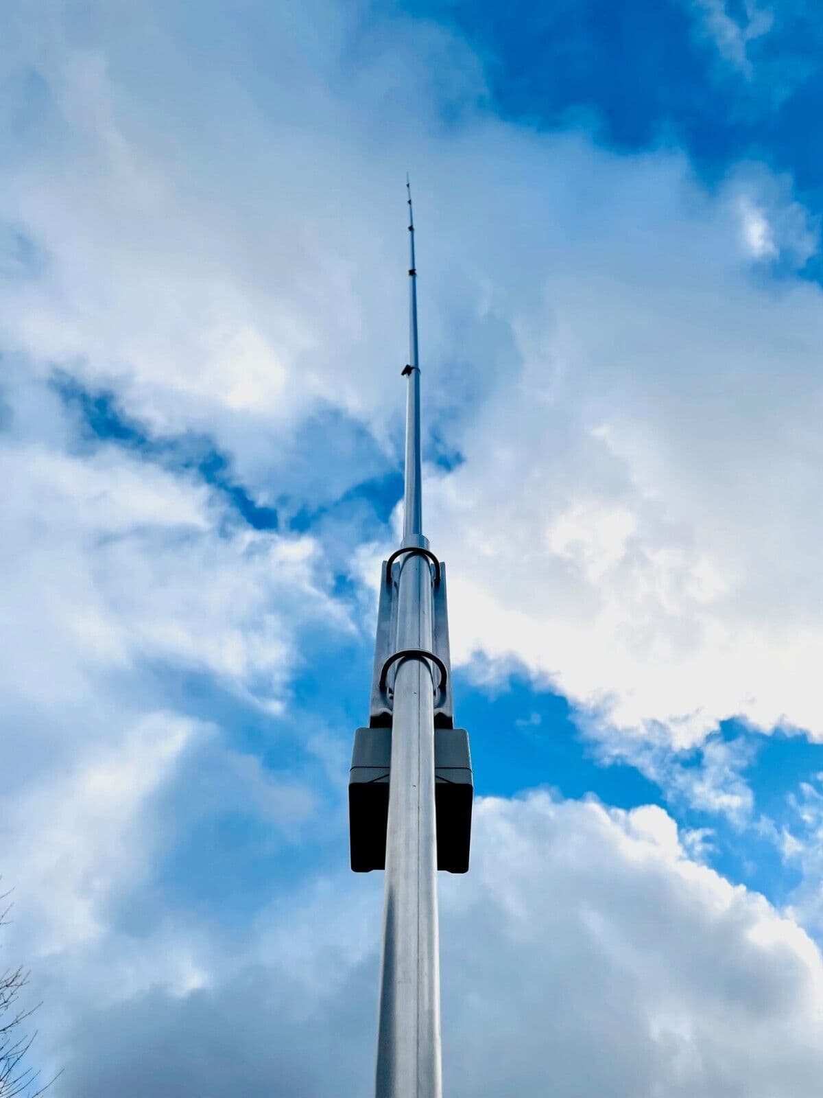 Sigma SE HF X80 XP 1KW alu antena KF wielopasmowa 3.5-52MHz długość 600cm antena bazowa pionowa
