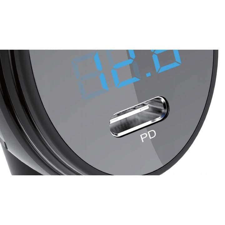 Rozgałęźnik do gniazda zapalniczki 3x 12/24V, 3x USB (1x QC3.0), 2x USB-C 30W woltomierz, włączniki (rozdzielacz gniazda zapalniczki MBGLine HC67C)