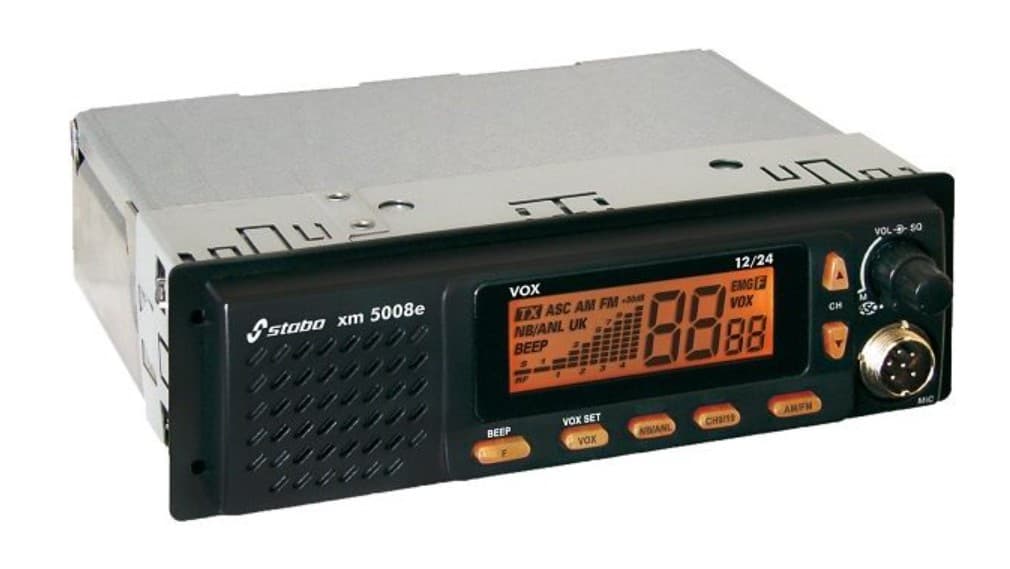 STABO XM5008e-R VOX CB radio z głośnikiem z przodu, ASC, filtry NB/ANL, zasilanie 12/24V