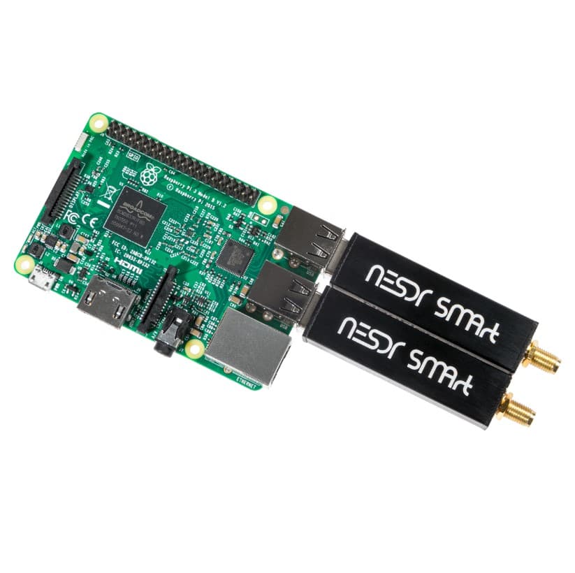 Nooelec NESDR SMArt v5 odbiornik SDR + 3 anteny HF/VHF/UHF zakres pracy 100kHz-1.75GHz RTL-SDR RTL2832U & R820T2