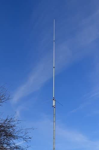 Diamond F23H antena bazowa VHF 3 x 5/8 fali 144-174MHz długość 520cm, włókno szklane