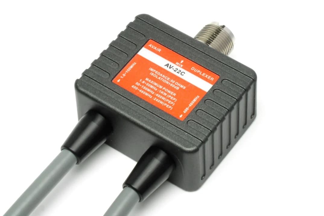 Duplexer AVAIR AV-22C 1.6-150MHz/400-460MHz mikser antenowy / duplekser HF+VHF/UHF wtyki PL-259+N / gniazdo N (AV-22CNMNM)