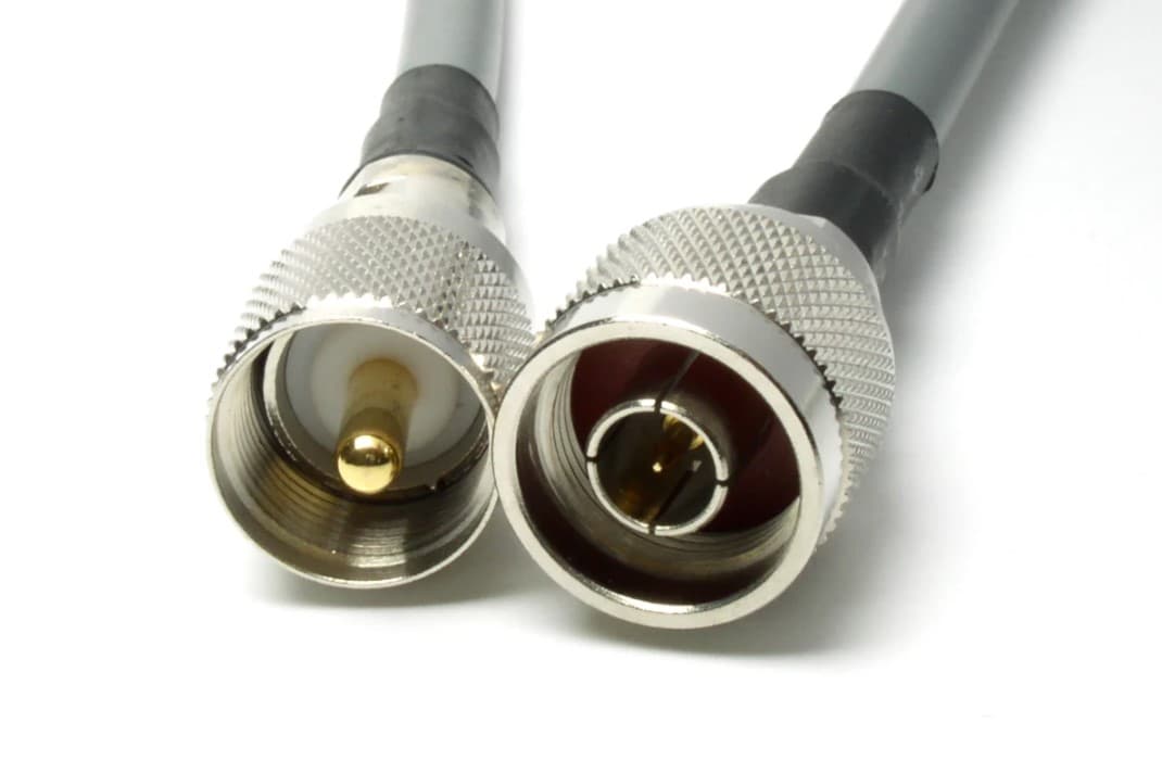 Duplexer AVAIR AV-22C 1.6-150MHz/400-460MHz mikser antenowy / duplekser HF+VHF/UHF wtyki PL-259+N / gniazdo N (AV-22CNMNM)