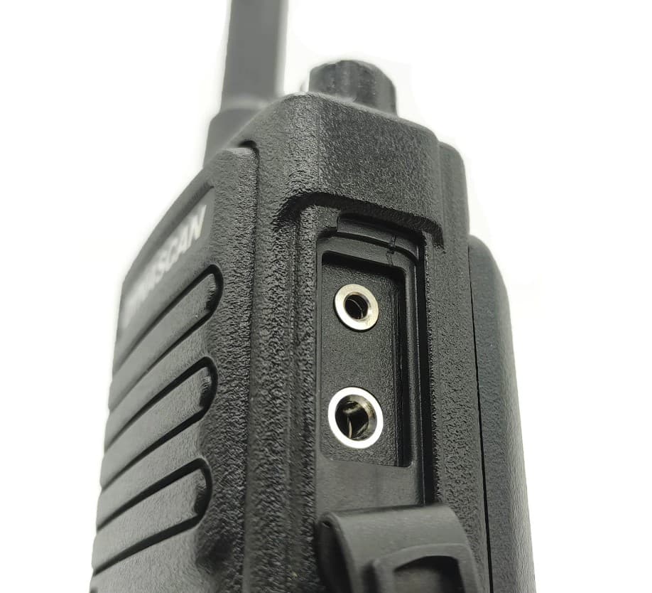 Dynascan D11V DMR przenośne radio DMR - solidny radiotelefon profesjonalny wersja VHF (136-174 MHz), 32 kanały, duża bateria 2000mAh