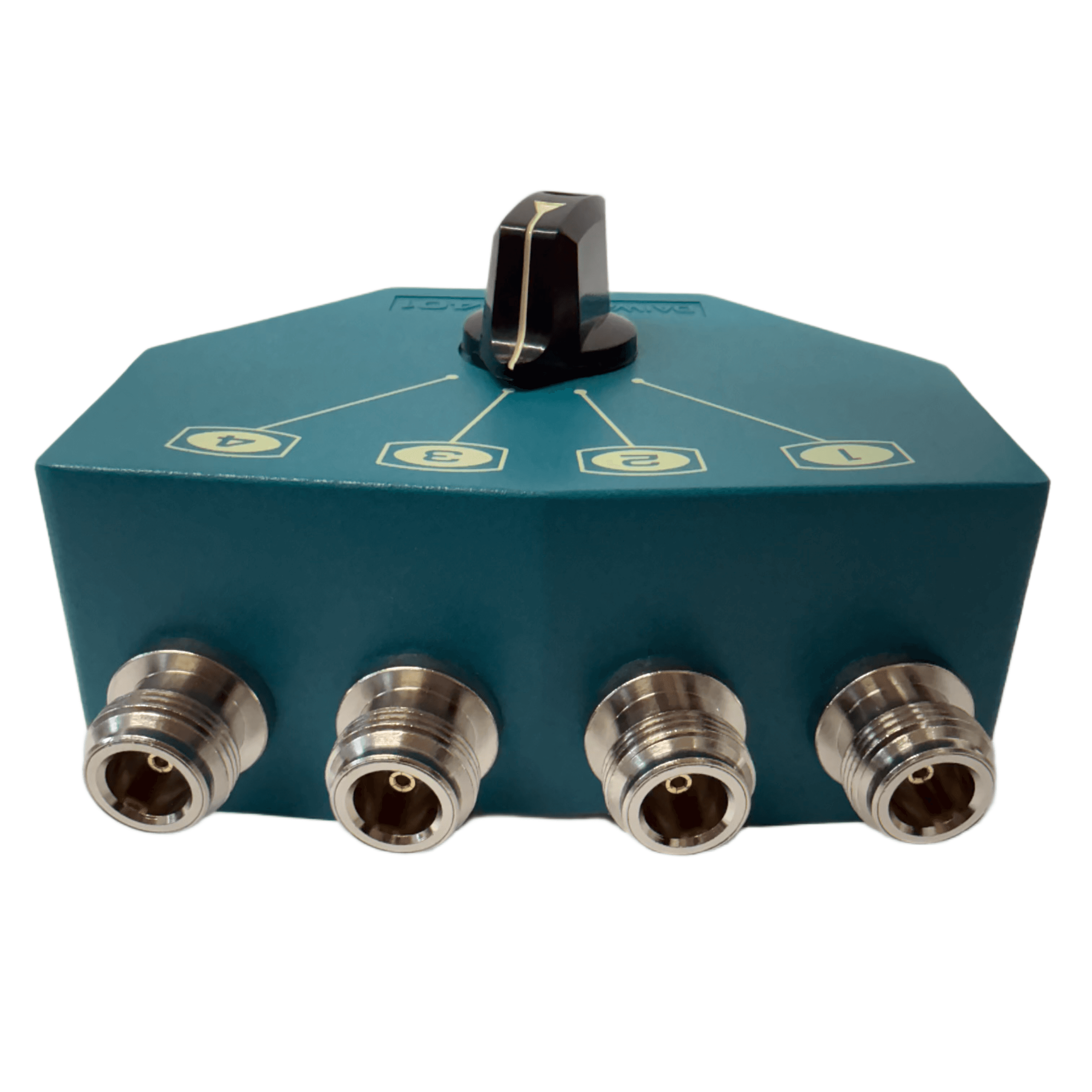 Daiwa CS-401G przełącznik antenowy 4-pozycyjny złącza N (0-500MHz / 2500W)