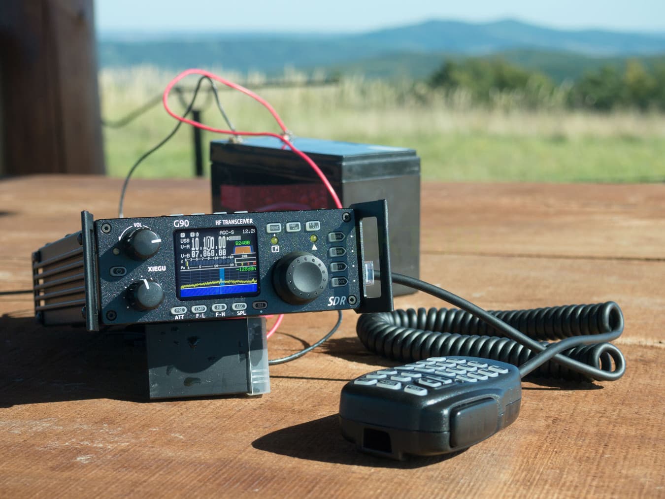 XIEGU G90 radiotelefon amatorski HF 20W, SDR, ATU, kolorowy wyświetlacz, wodospad