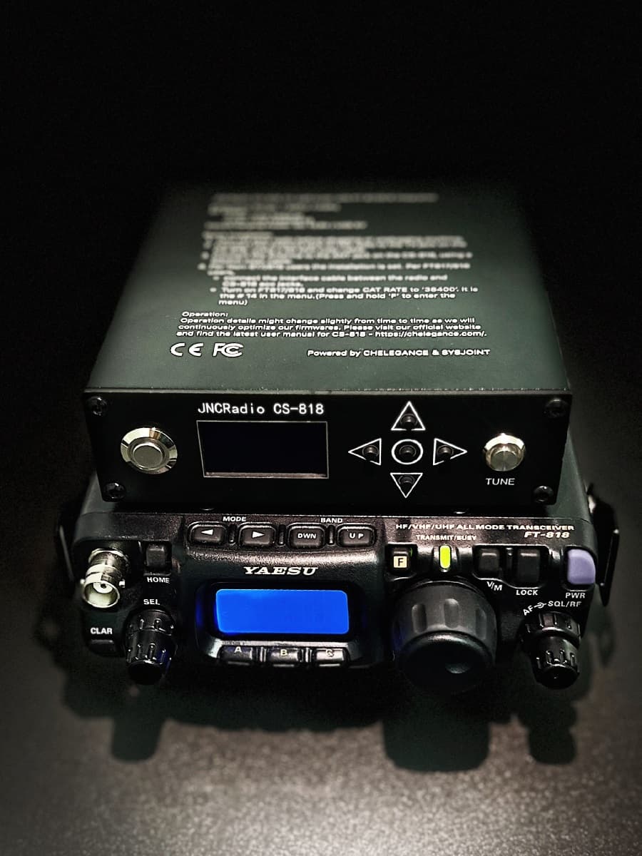 JNCRadio CS-818 skrzynka antenowa 1.8-54MHz / 30W, integracja z Yaesu FT-817 / FT-818, tuner antenowy z baterią - również do Icom IC-705