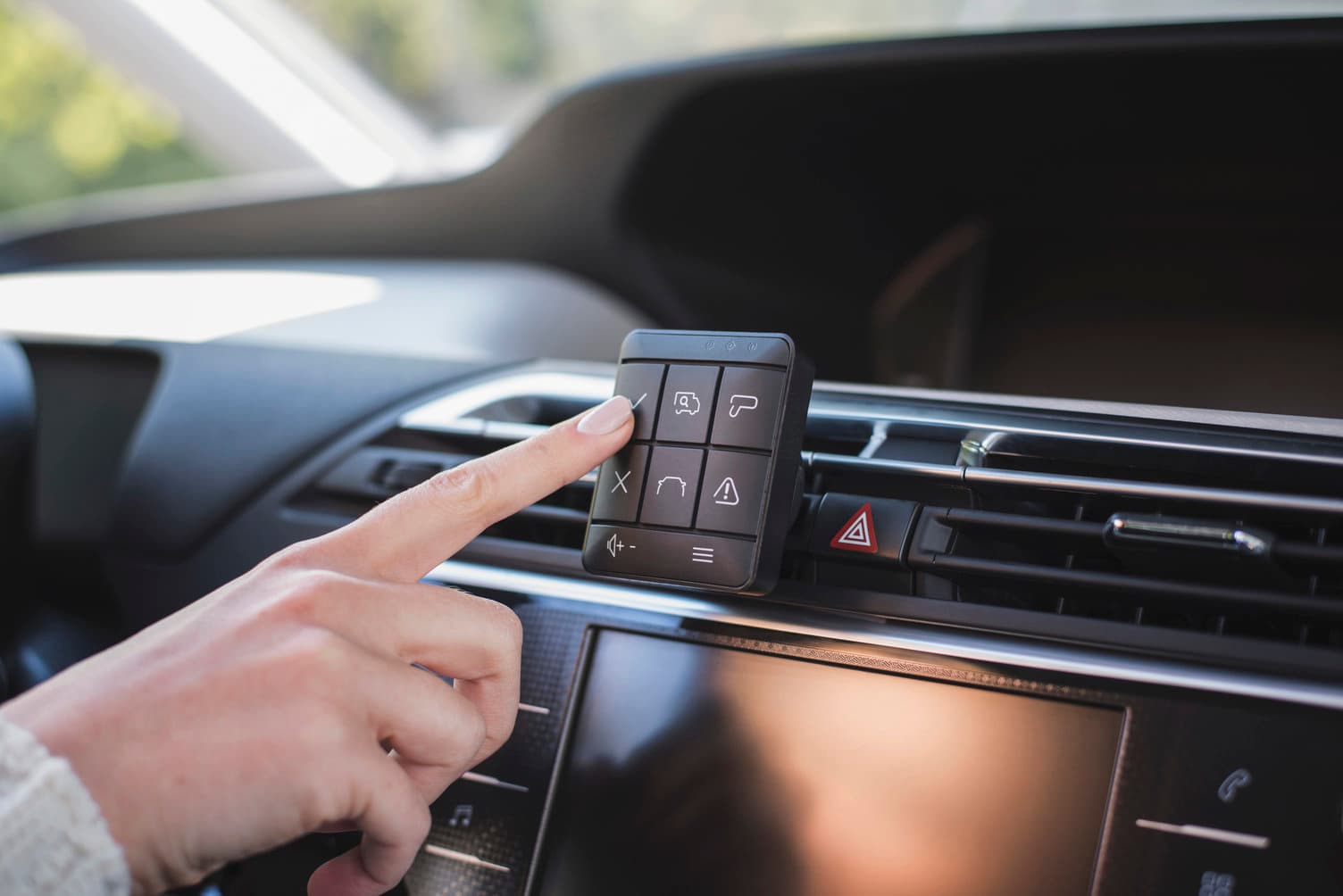 Yanbox XS + ROCZNY ABONAMENT - legalny antyradar kompatybilny z e-TOLL - komunikator drogowy Yanosik - Łódź, Zbąszyńska 2
