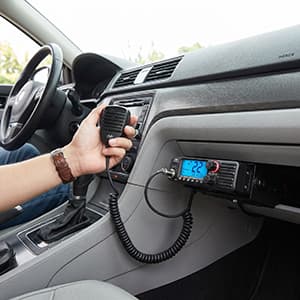 PNI Escort HP 40 CB radio AM/FM, zasilanie 12/24V, RF Gain, NRC, pomiar SWR, USB-C, montaż 1-DIN