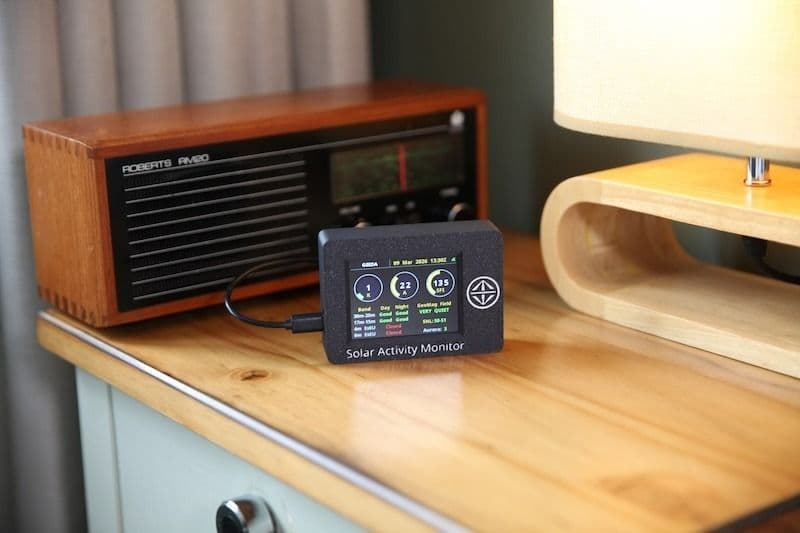 ShackComs Solar Activity Monitor - monitor propagacji HF / VHF i aktywności słonecznej
