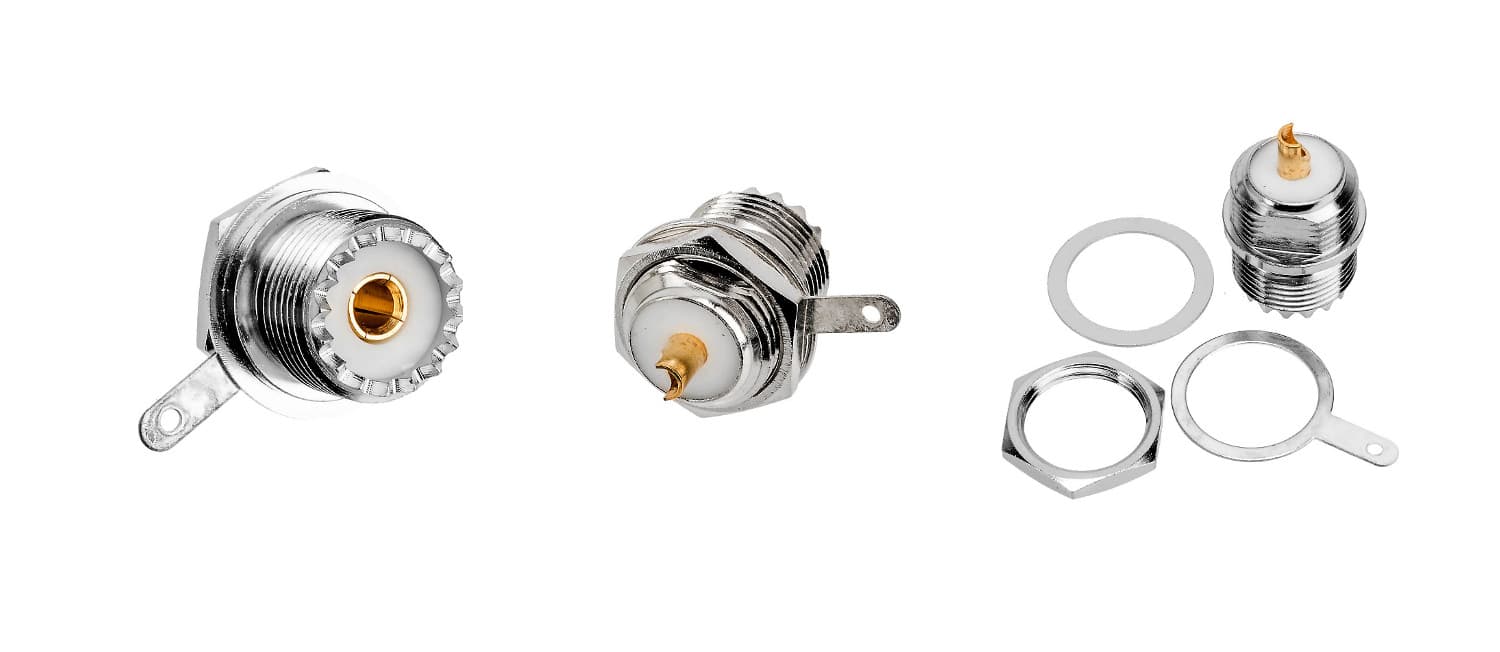 Gniazdo UHF do obudowy okrągłe PTFE/Gold Radiora (do wtyków UC-1 PL-259) SO-239